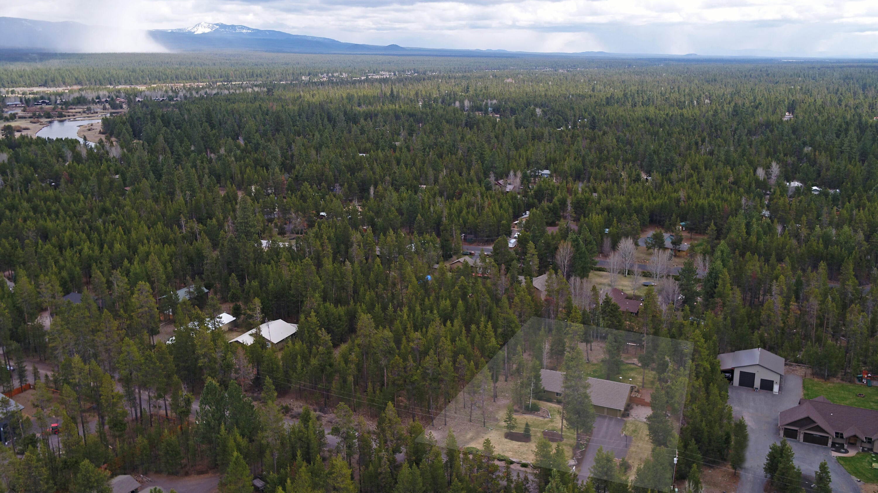 17247 Bakersfield Road Bend, OR 97707 - Photo 3 of 32 03