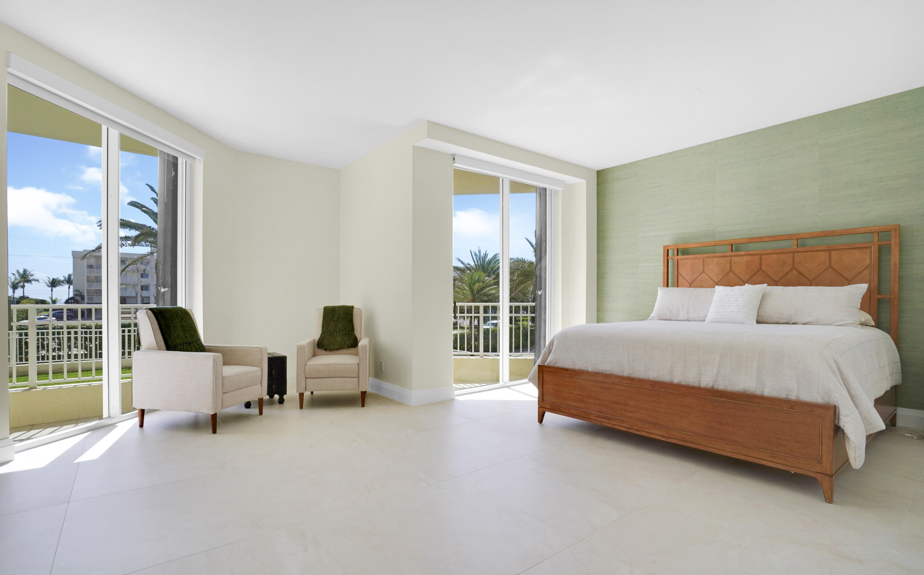 425 South Beach Road, Unit 2O Tequesta, FL 33469 - Photo 22 of 55 ben06737-ben06741