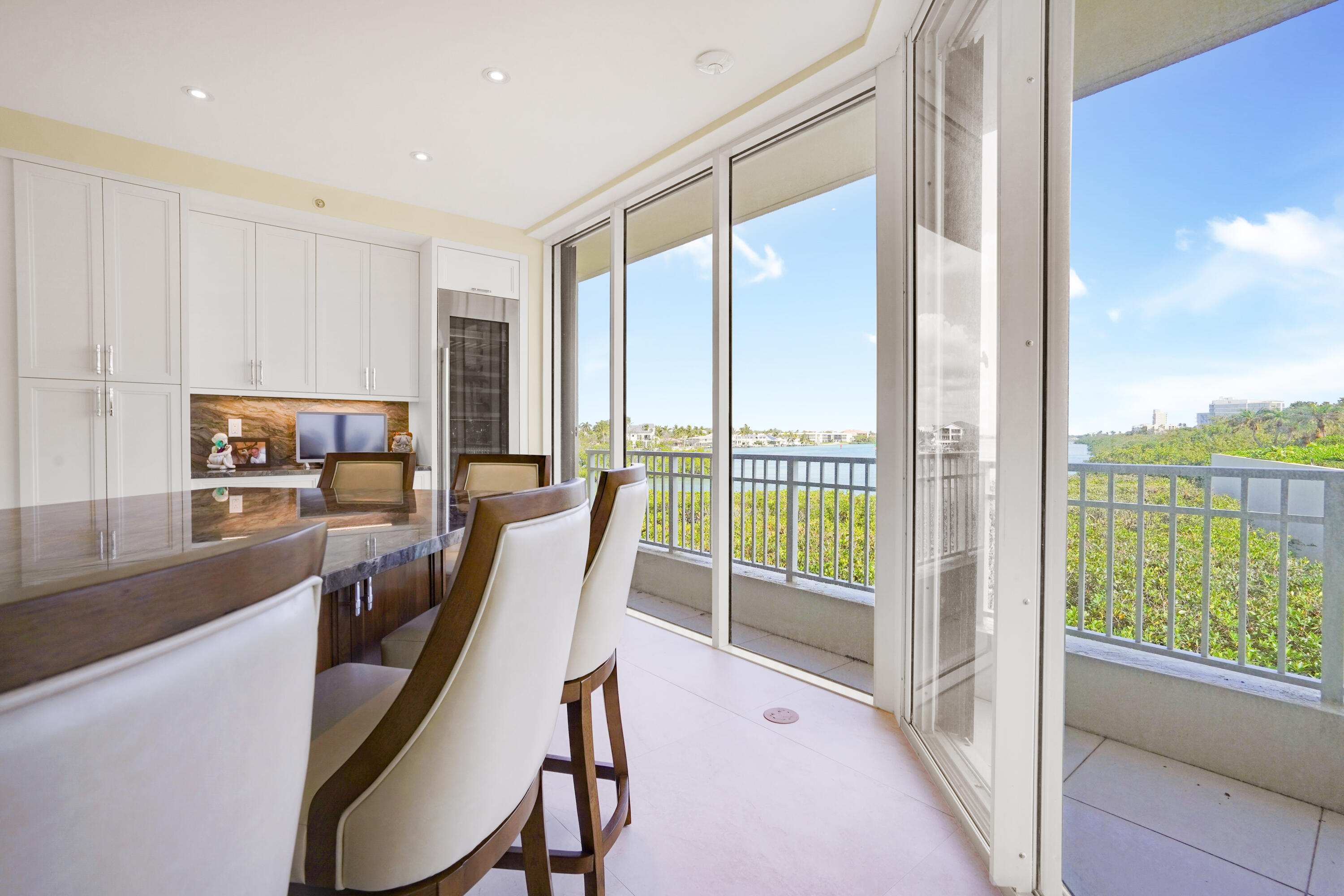 425 South Beach Road, Unit 2O Tequesta, FL 33469 - Photo 6 of 55 ben06612-ben06616