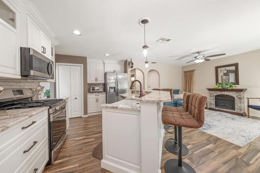 1633 Haywick Terrace Dunedin, FL 34698 - Photo 12 of 32