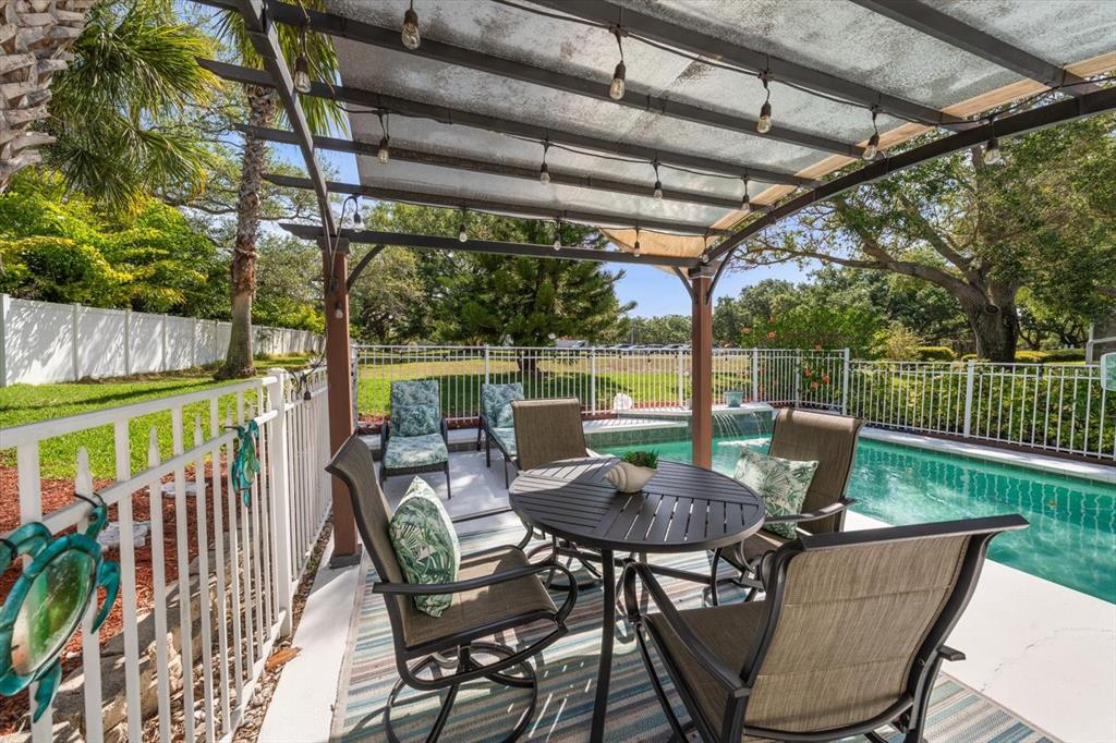 1633 Haywick Terrace Dunedin, FL 34698 - Photo 4 of 32