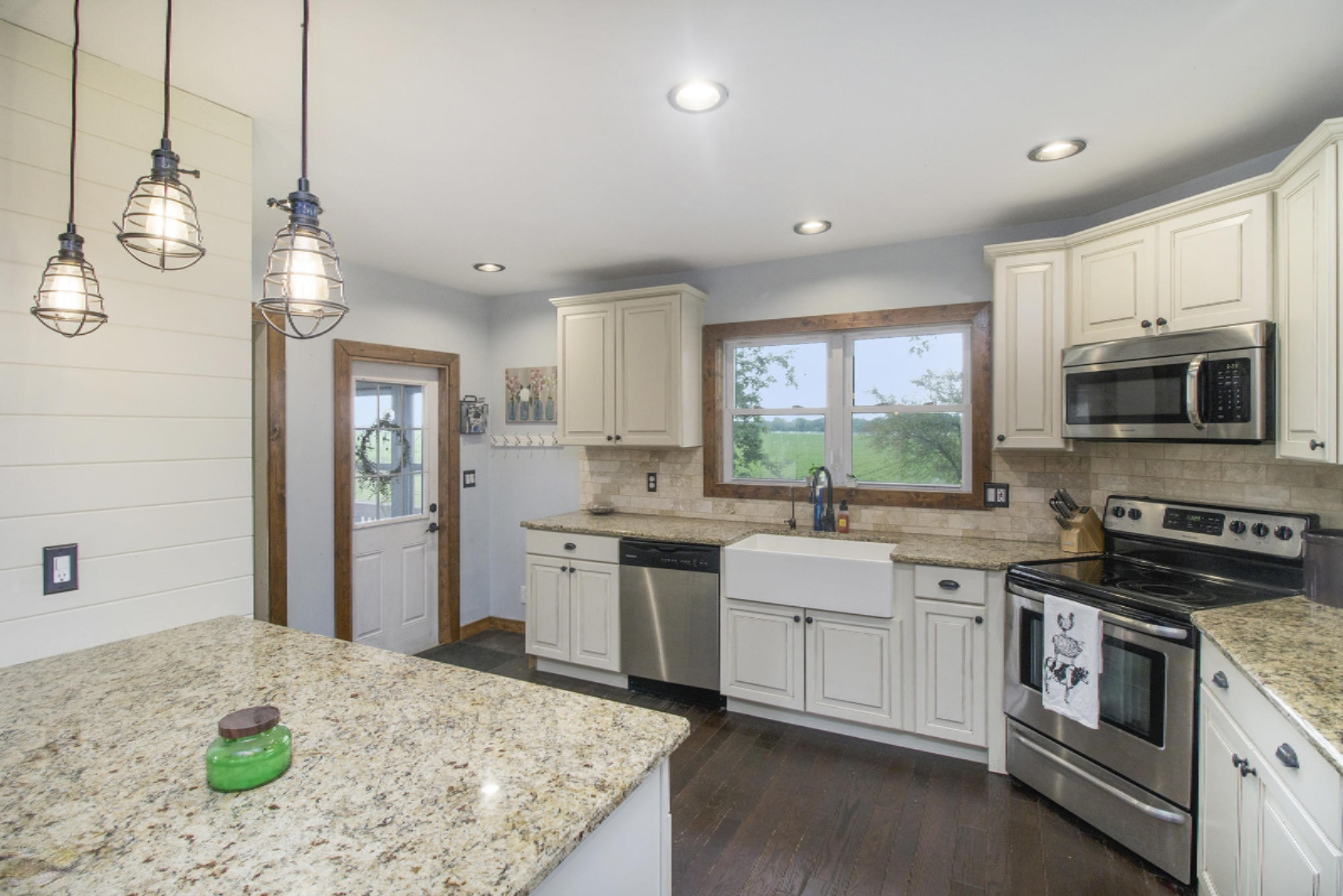 14398 Highway 216 Three Rivers, MI 49093 - Photo 5 of 30 7DII0222