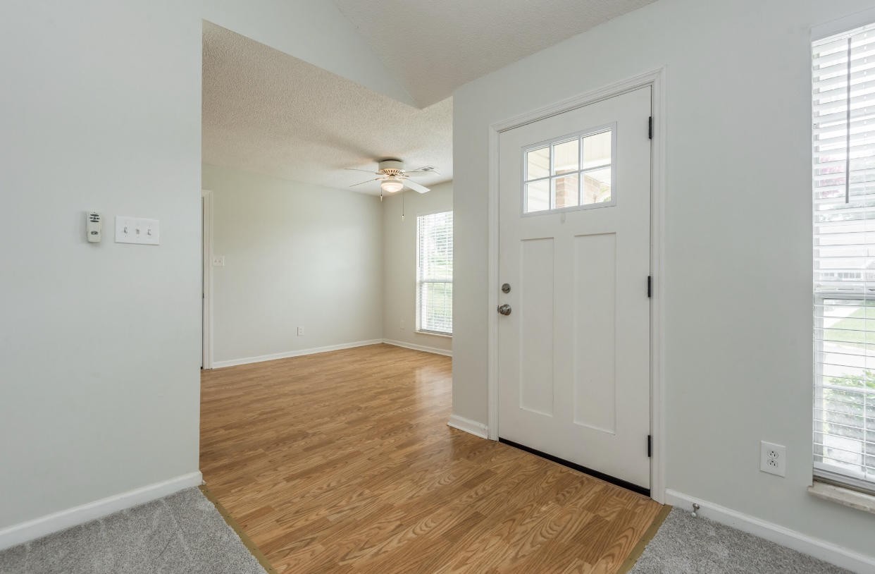 4337 Walnut Ridge Lane Knoxville, TN 37921 - Photo 5 of 24 an empty room with windows