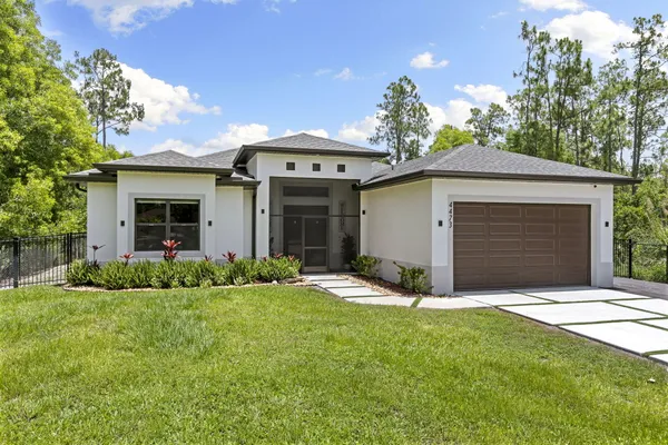 $800,000 | 4473 Golden Gate Boulevard East, Naples, FL 34120