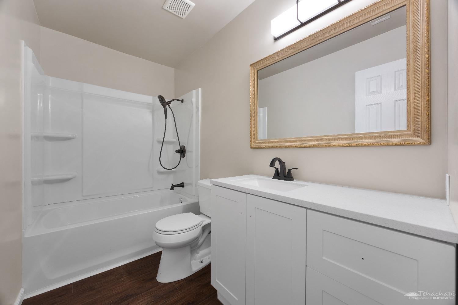 29100 North Lower Valley Road Tehachapi, CA 93561 - Photo 17 of 36 Gallery Image 17