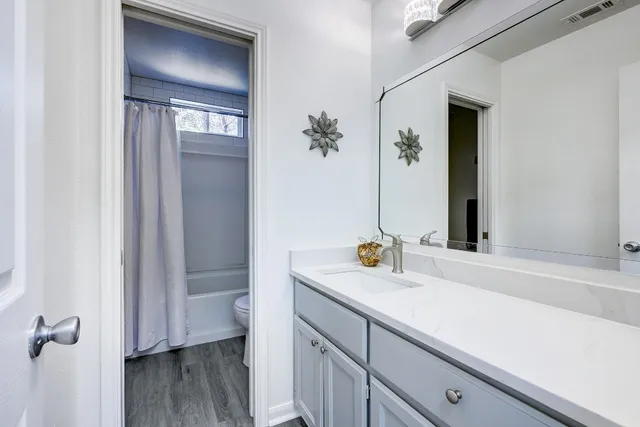 $1,500 | 358 Shady Bluff Drive, Unit B, Wimberley, TX 78676