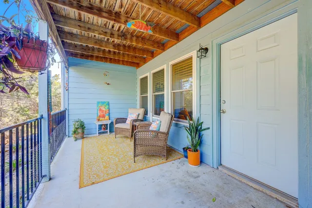 $1,500 | 358 Shady Bluff Drive, Unit B, Wimberley, TX 78676