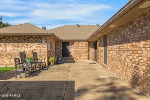 $334,000 | 106 Parsonage Lane, Lafayette, LA 70503