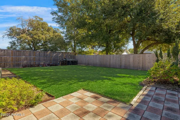 $317,000 | 106 Parsonage Lane, Lafayette, LA 70503