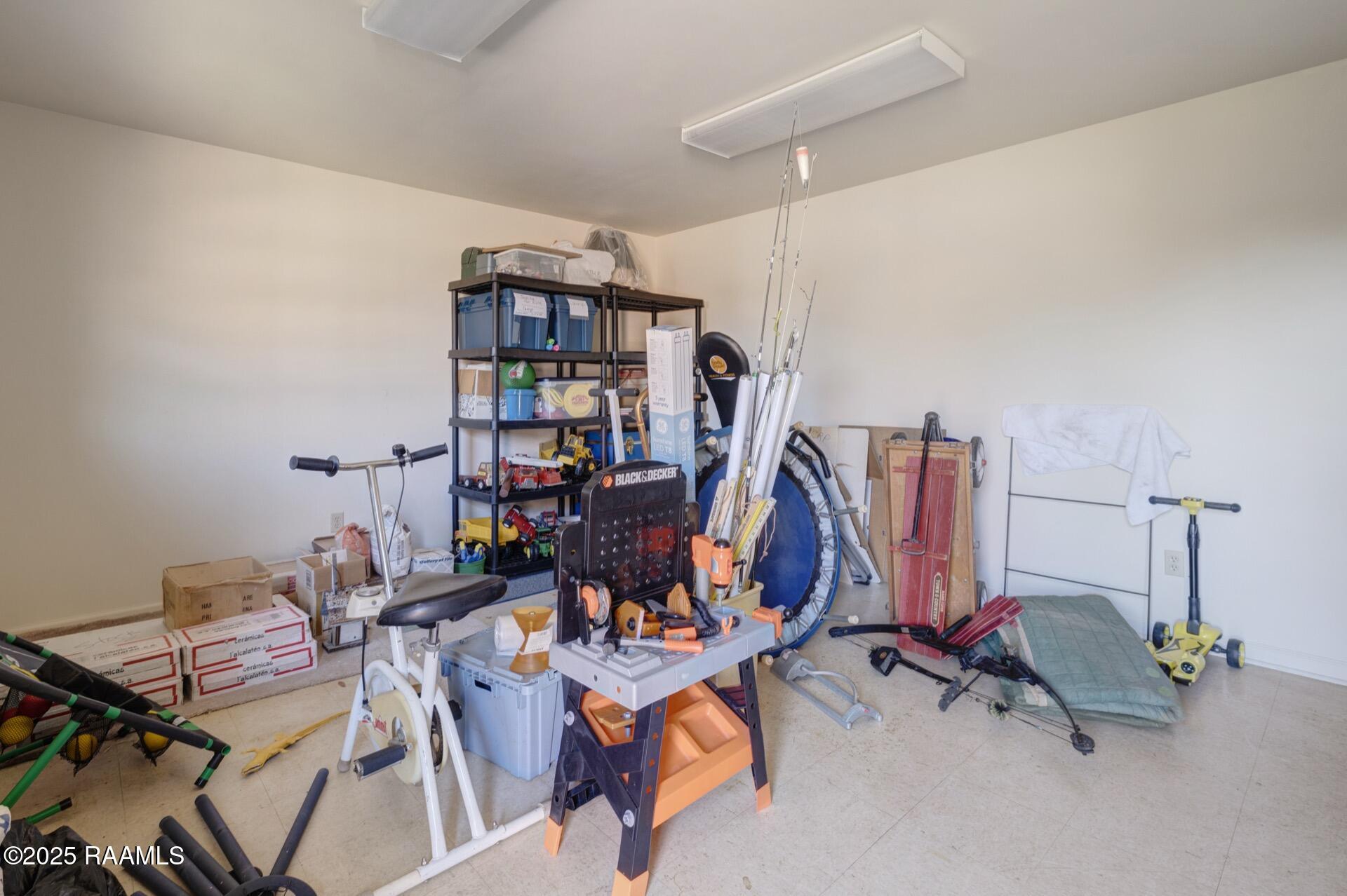 106 Parsonage Lane Lafayette, LA 70503 - Photo 28 of 31 106 Parsonage Ln-28