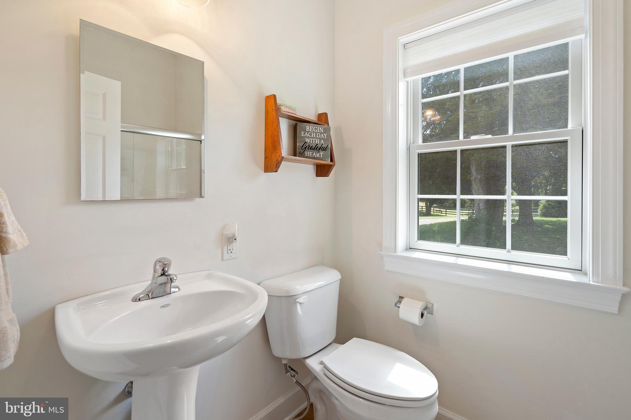 9045 Springs Road Warrenton, VA 20186 - Photo 38 of 50 Guest house bathroom
