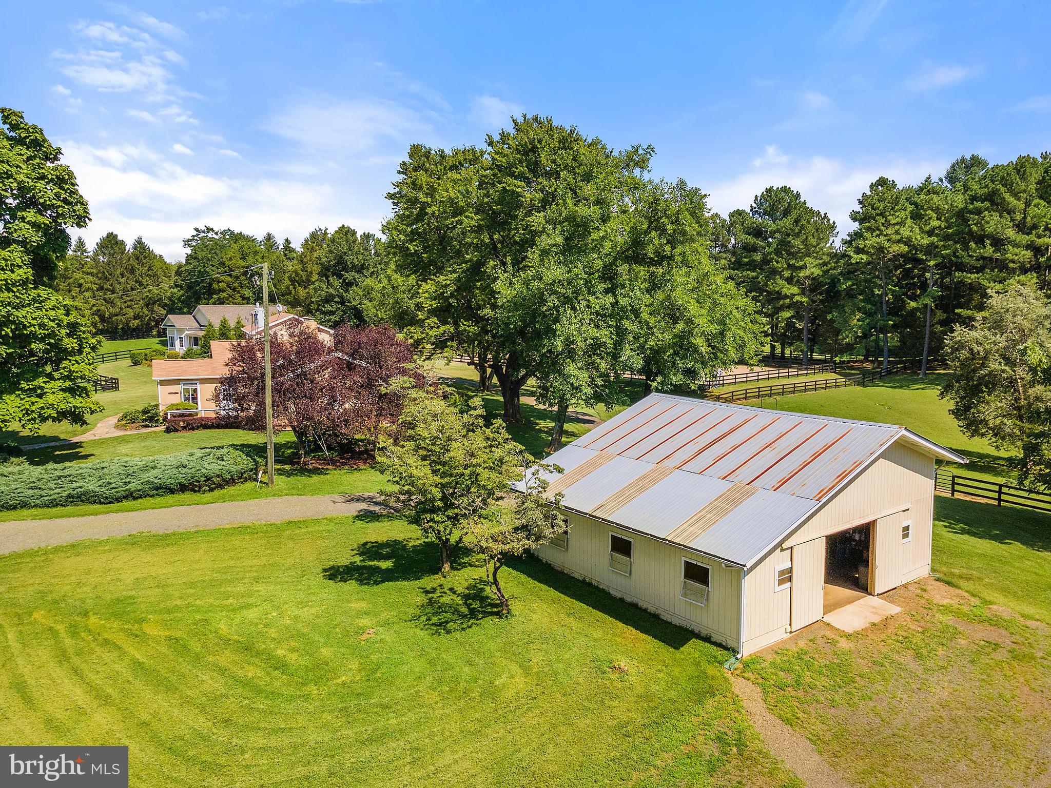 9045 Springs Road Warrenton, VA 20186 - Photo 43 of 50 3-stall center aisle barn