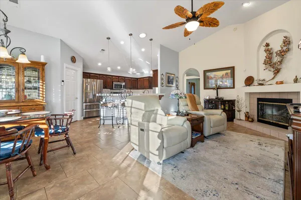 $479,500 | 2995 Howard Drive, Redding, CA 96001