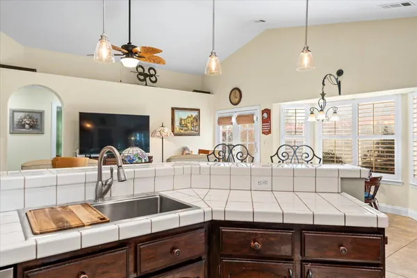 $479,500 | 2995 Howard Drive, Redding, CA 96001