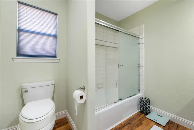 a view of a workspace with furniture