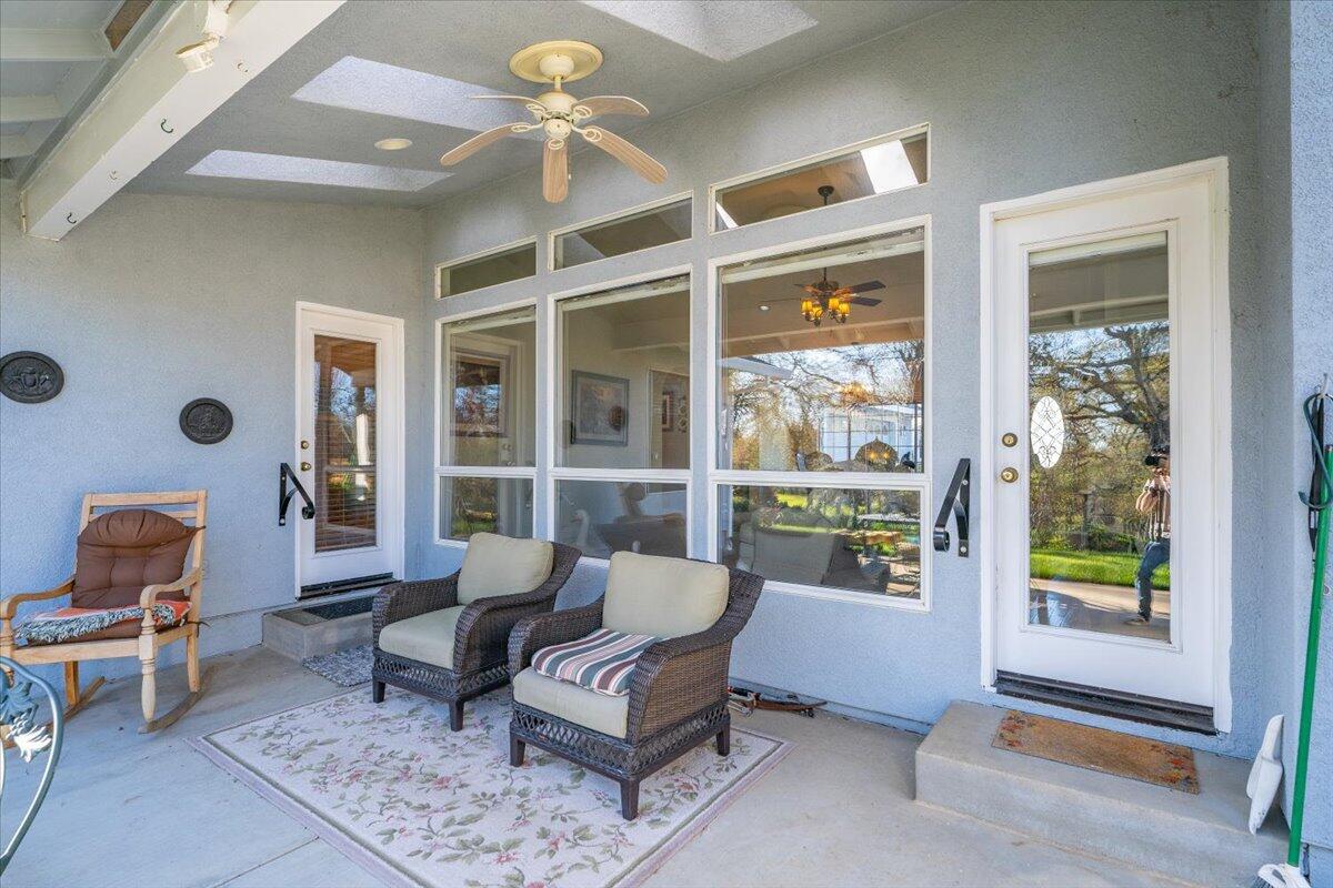 2995 Howard Drive Redding, CA 96001 - Photo 32 of 49 Covered Patio