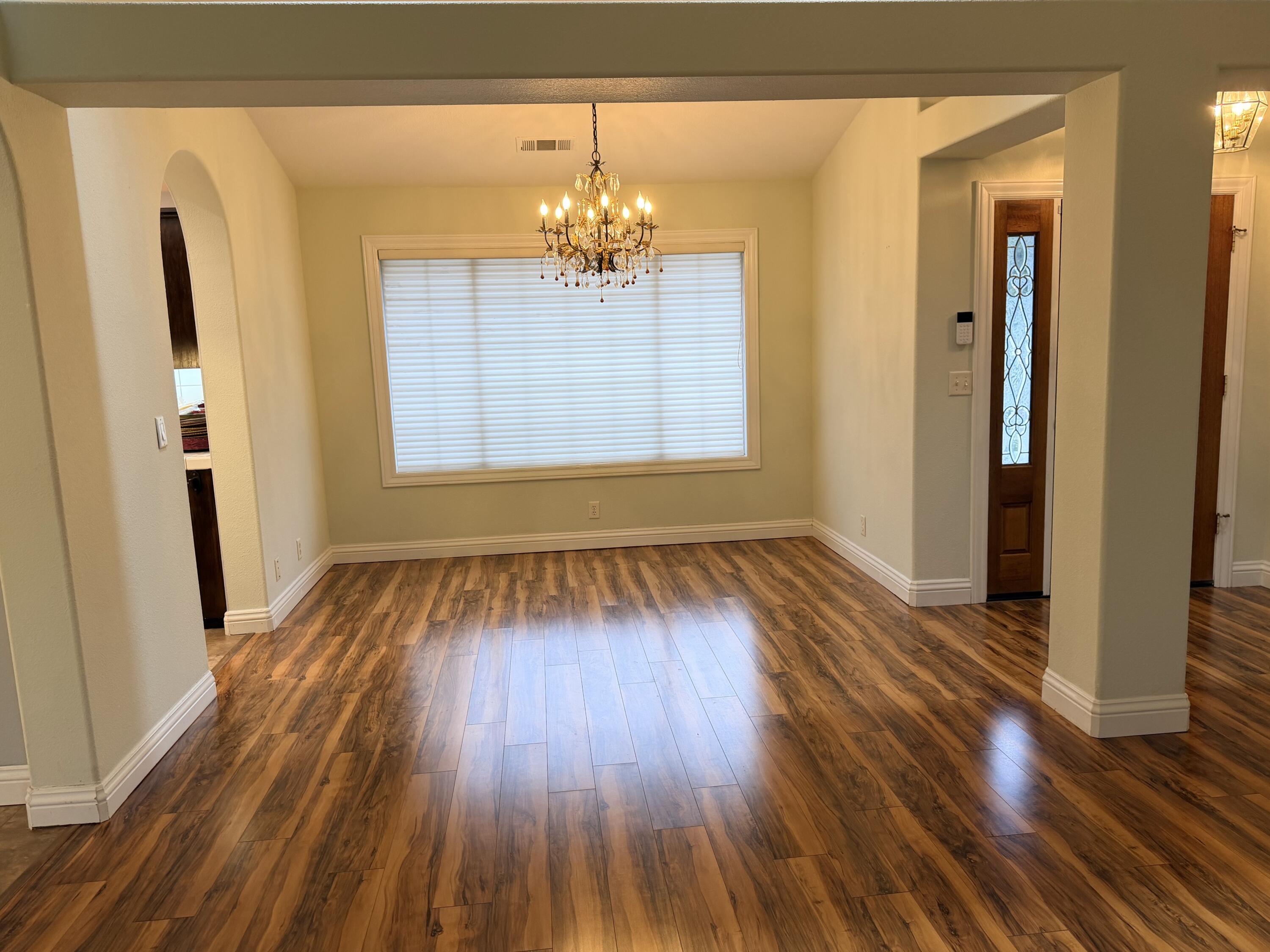 2995 Howard Drive Redding, CA 96001 - Photo 9 of 49 Dining Room