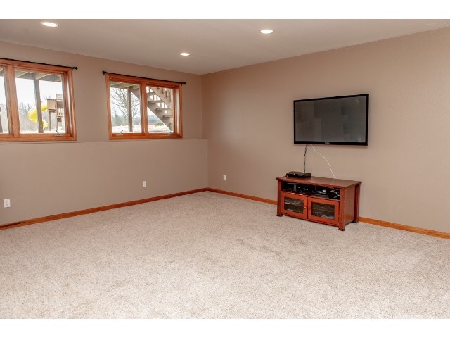 11814 North County Line Road East Spencerville, IN 46788 - Photo 4 of 34