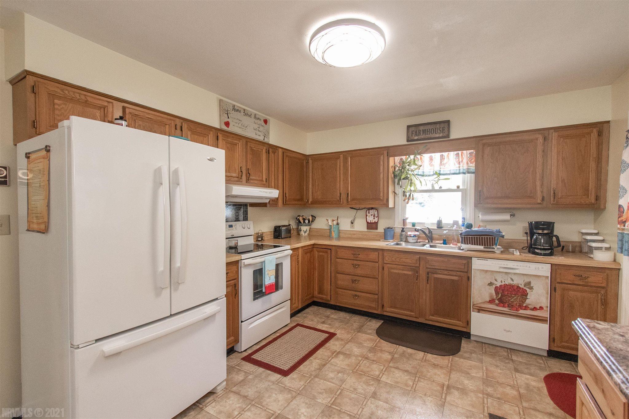 523 Mill Road Pembroke, VA 24136 - Photo 19 of 36 Gallery Image 19