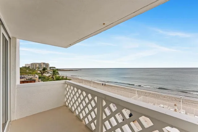 $7,200 | 1200 South Ocean Boulevard, Unit 3A, Boca Raton, FL 33432