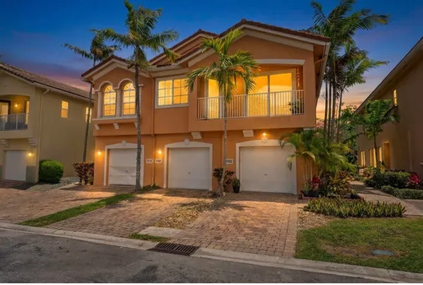 $270,000 | 1706 Carvelle Drive, Riviera Beach, FL 33404
