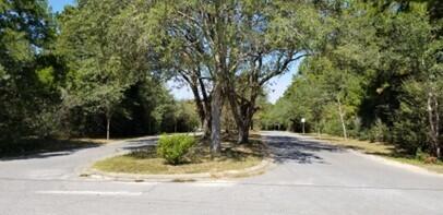 3111 Pinot Way Crestview, FL 32536 - Photo 2 of 2 Majestic 2