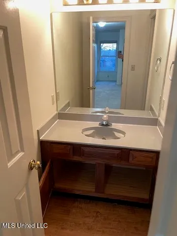 $2,200 | 1185 Goodman Road East, Southaven, MS 38671