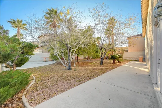 $839,900 | 8901 Goldstone Avenue, Las Vegas, NV 89143