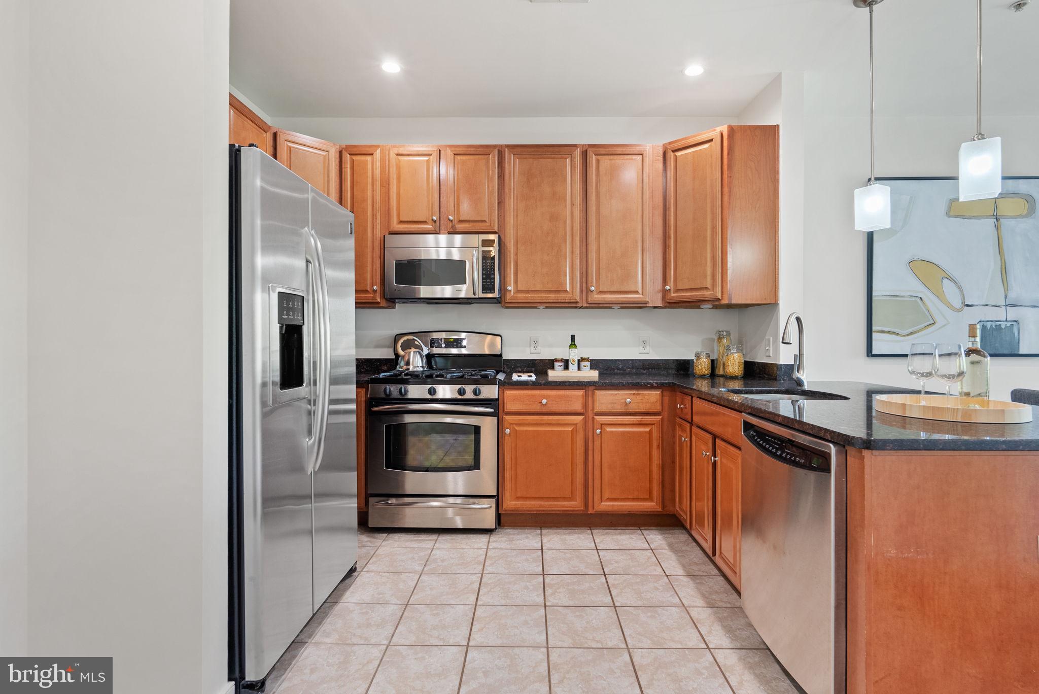 8045 Newell Street, Unit 316 Silver Spring, MD 20910 - Photo 8 of 43 Kitchen