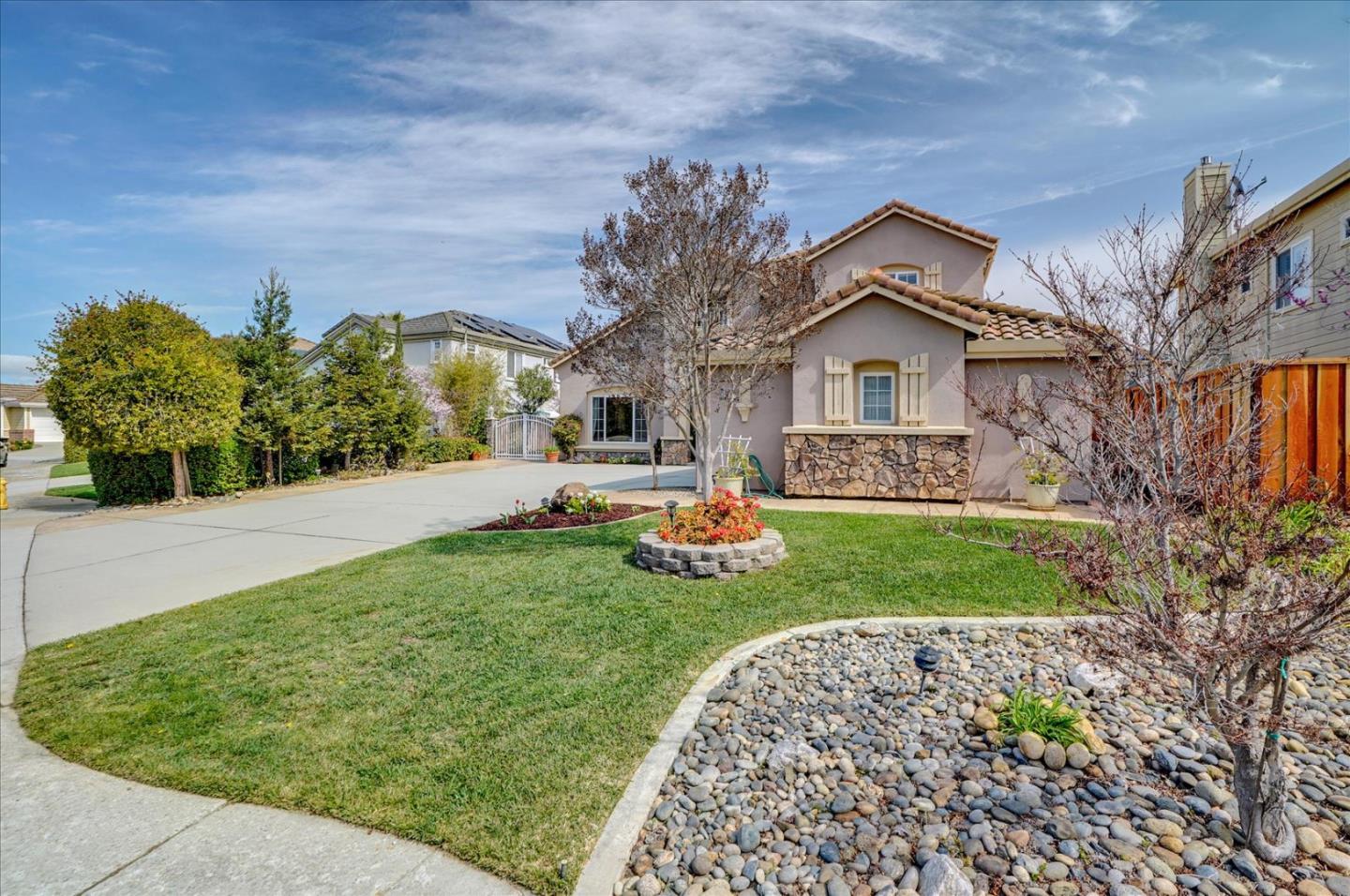 17686 Bentley Drive Morgan Hill, CA 95037 - Photo 2 of 30 a front view of a house with garden
