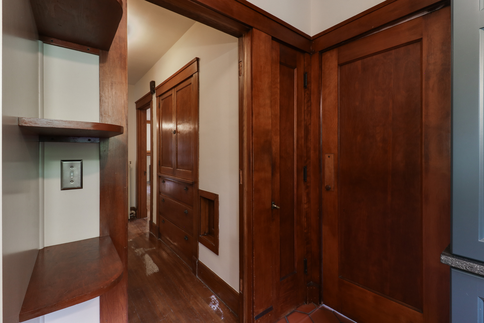 4 Clinton Place Normal, IL 61761 - Photo 15 of 38 a view of elevator with hallway