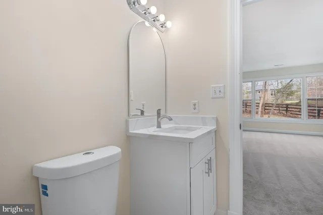 $5,200 | 13620 Canal Vista Court, Potomac, MD 20854