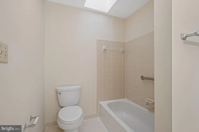 $5,200 | 13620 Canal Vista Court, Potomac, MD 20854