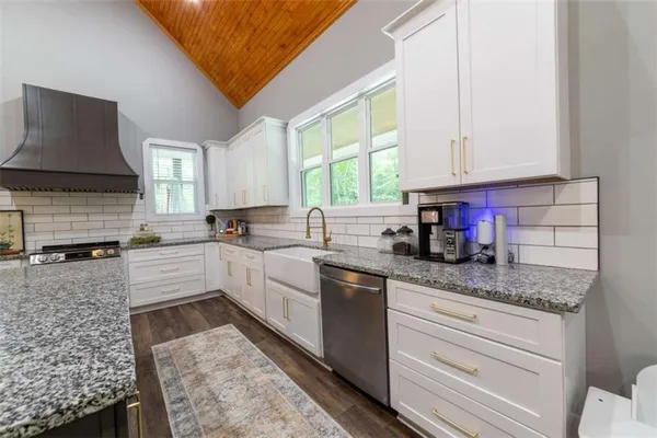 $499,900 | 181 South Chattahoochee Drive, Hogansville, GA 30230