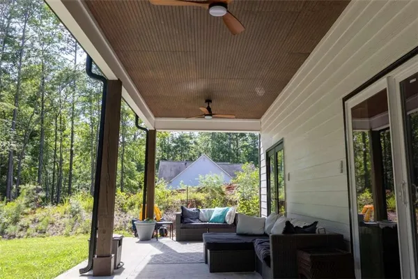 $499,900 | 181 South Chattahoochee Drive, Hogansville, GA 30230