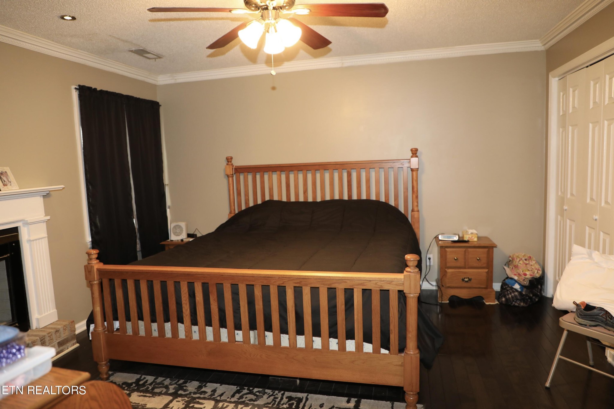 166 Donaldson Road Philadelphia, TN 37846 - Photo 20 of 42 a view of a balcony with furniture