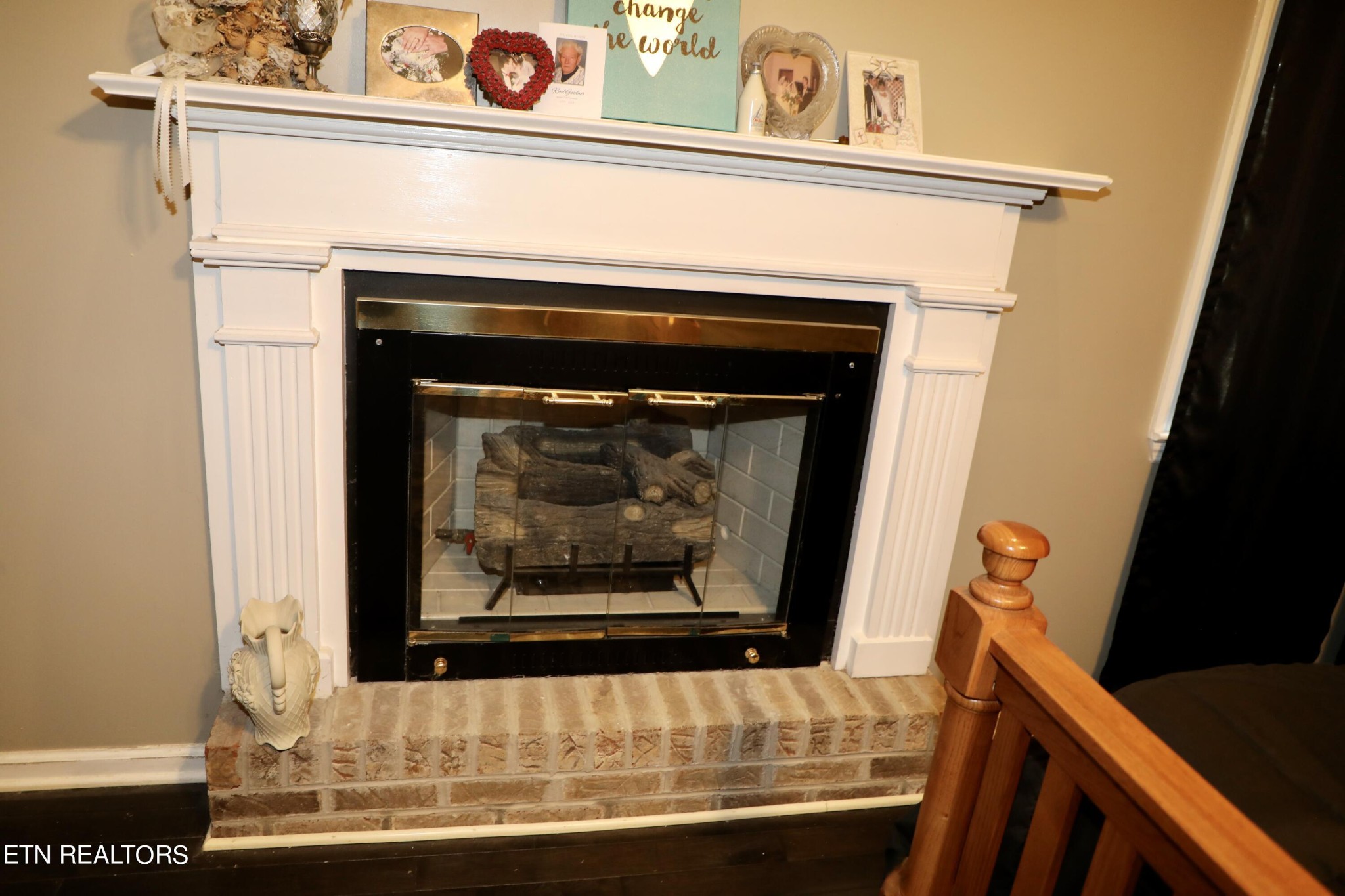 166 Donaldson Road Philadelphia, TN 37846 - Photo 21 of 42 a close view of a fireplace