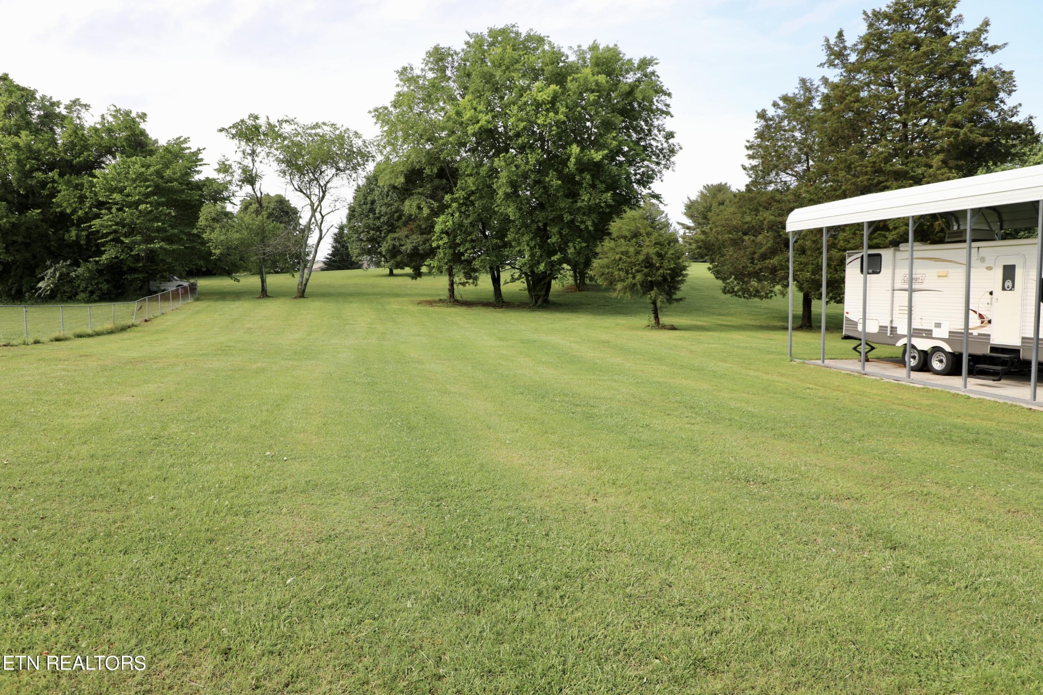 166 Donaldson Road Philadelphia, TN 37846 - Photo 40 of 42 a view of outdoor space and yard