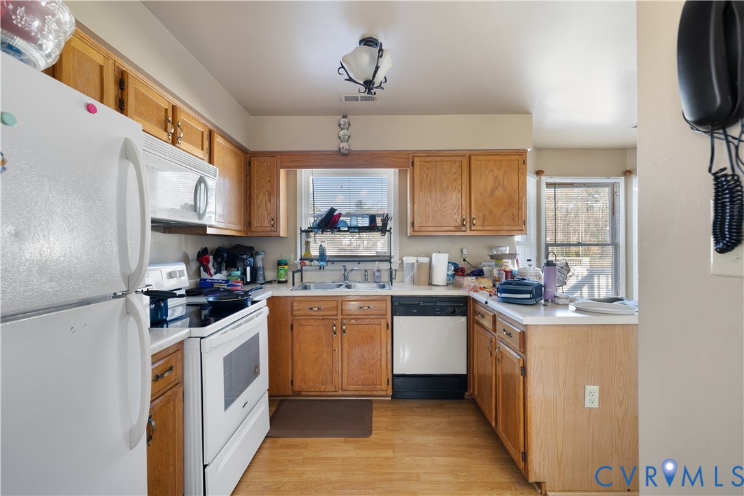 11218 West Providence Road Chesterfield, VA 23236 - Photo 12 of 33