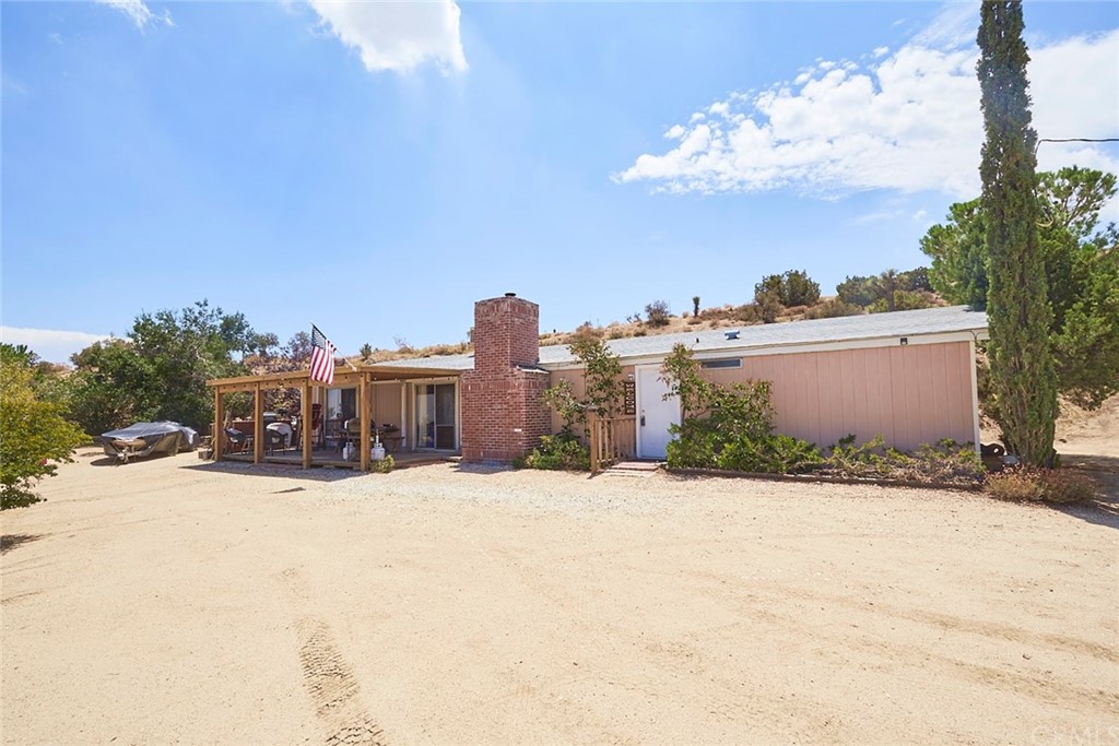 8375 Beekley Road Pinon Hills, CA 92372 - Photo 1 of 1 Gallery Image 1