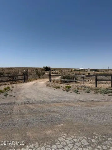 $350,000 | 19610 Gary Lee, El Paso, TX 79938