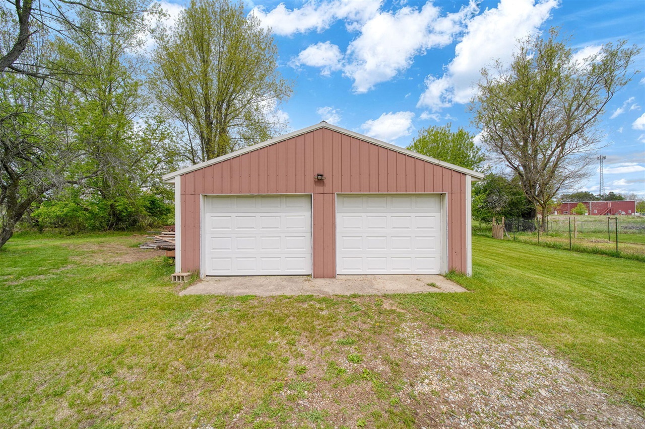 5030 East Berry Road Pleasant Lake, MI 49272 - Photo 49 of 63