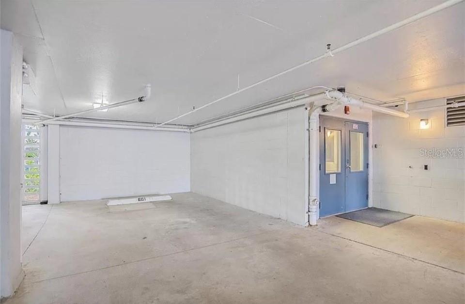 5911 Midnight Pass Road, Unit 601 Sarasota, FL 34242 - Photo 40 of 48 a view of an empty room