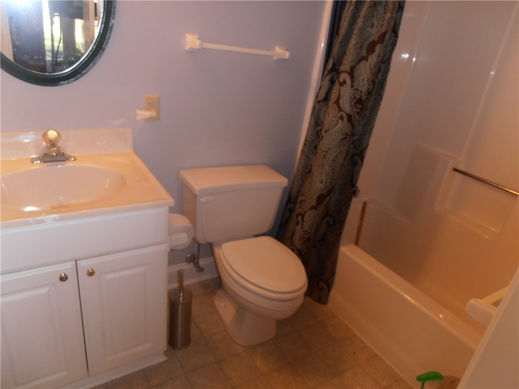1007 Harpers Way Anderson, SC 29621 - Photo 17 of 19 Basement Bath