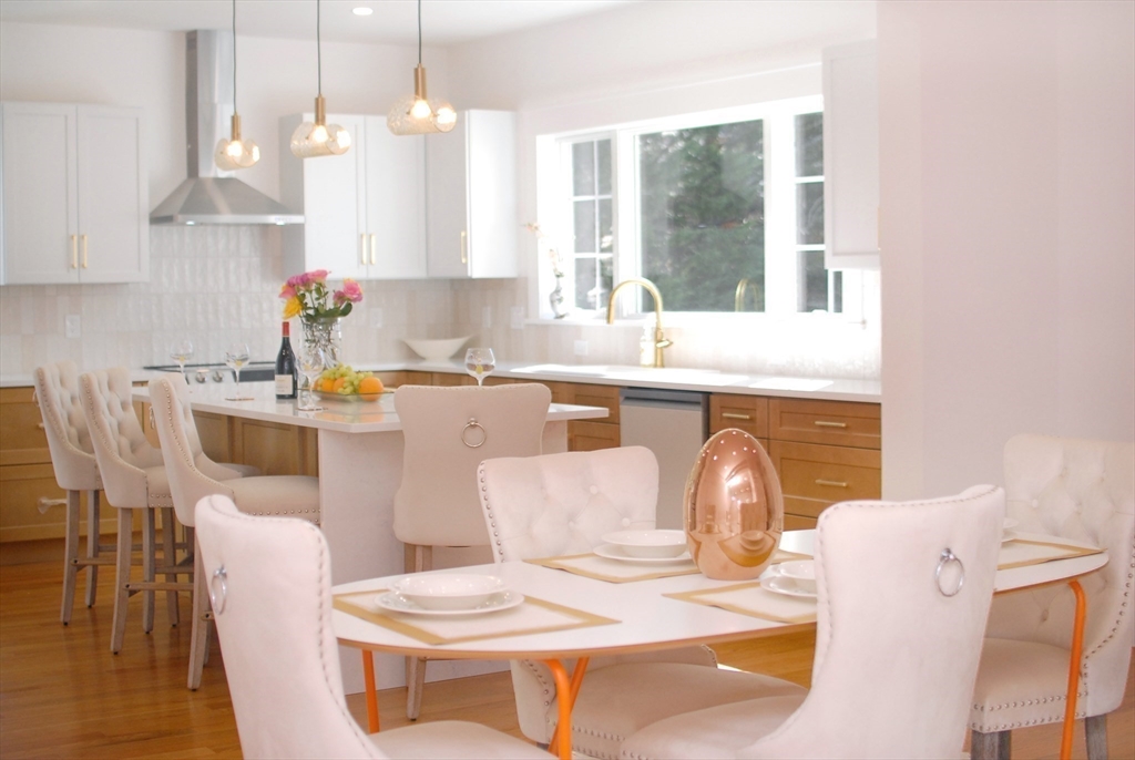 32 Hickory Cliff Road Newton, MA 02464 - Photo 12 of 42 Gallery Image 12