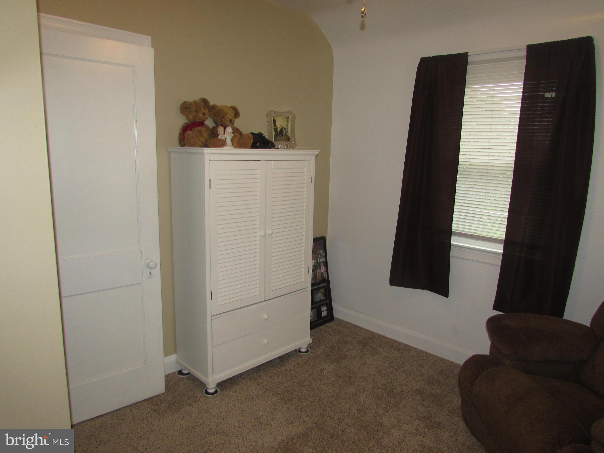5537 Oakland Road Halethorpe, MD 21227 - Photo 16 of 26 Bedroom