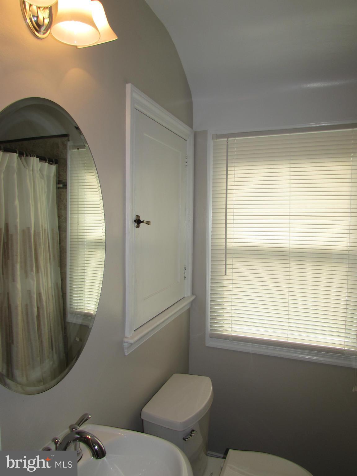 5537 Oakland Road Halethorpe, MD 21227 - Photo 19 of 26 Bath
