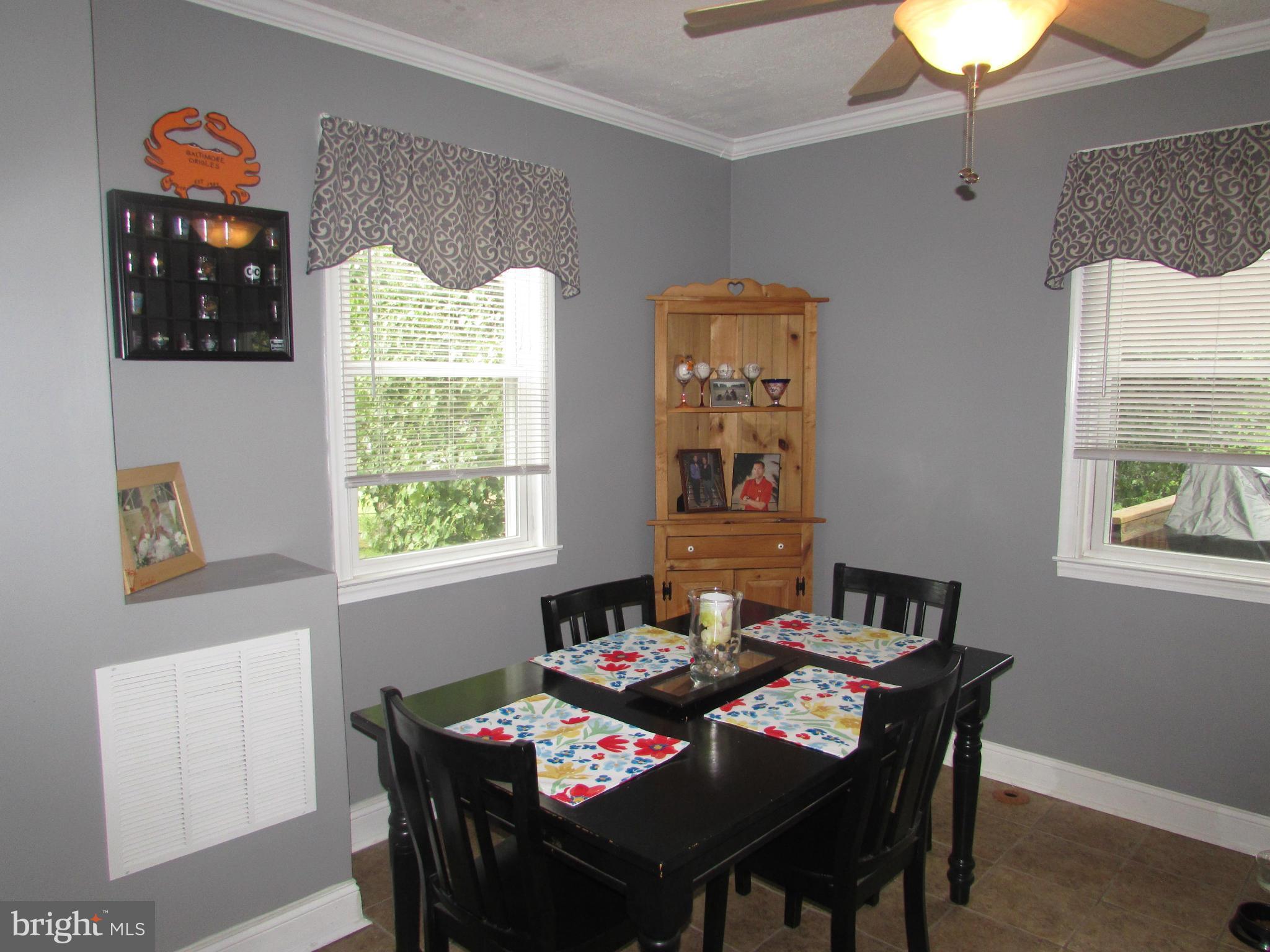 5537 Oakland Road Halethorpe, MD 21227 - Photo 4 of 26 Dining Room