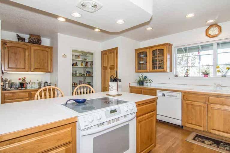 9587 Ridgeview Road Prineville, OR 97754 - Photo 10 of 25 Additional Photo