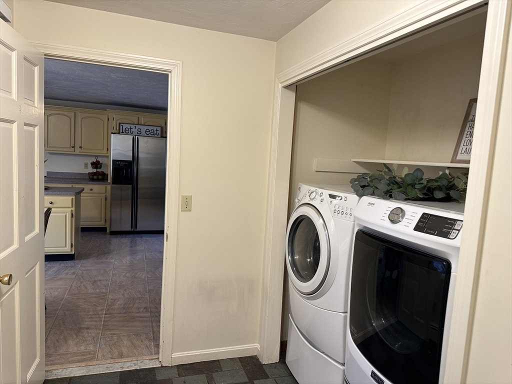 106 Rocky Hill Road Rehoboth, MA 02769 - Photo 10 of 37 Gallery Image 10